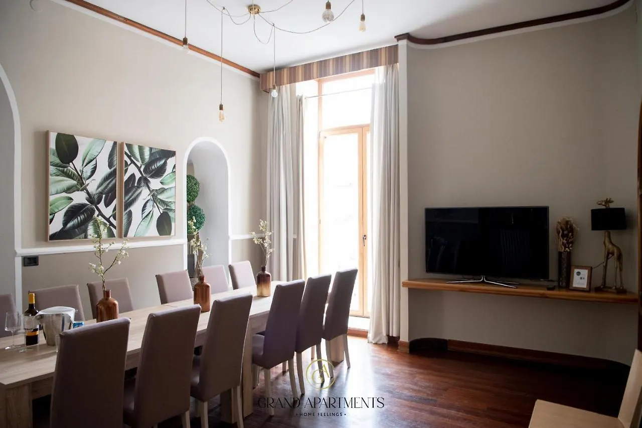 Appartement Grandapartments Via Duomo Napoli Italie