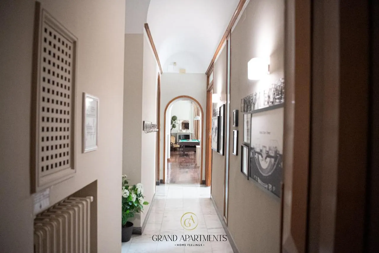 Grandapartments Via Duomo Napoli Italy